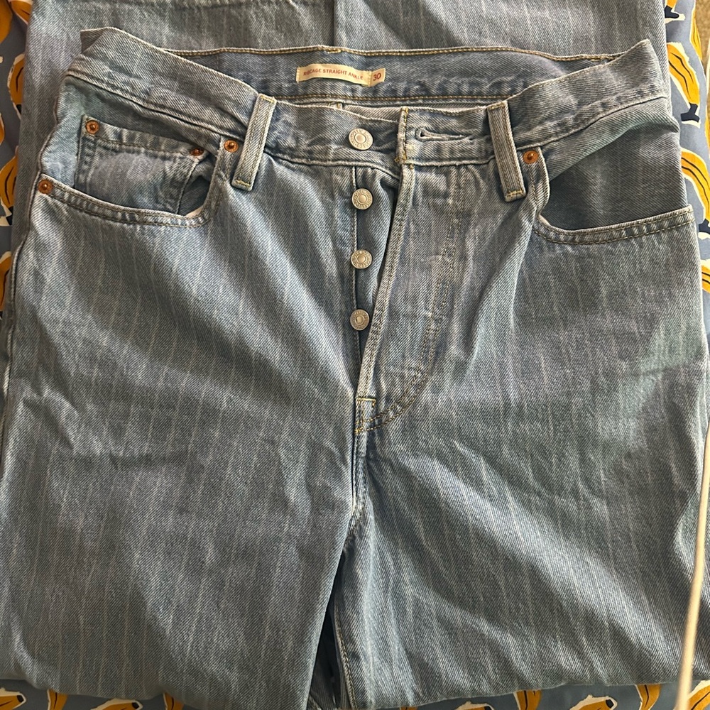 Levi’s women’s wide leg jeans size 30